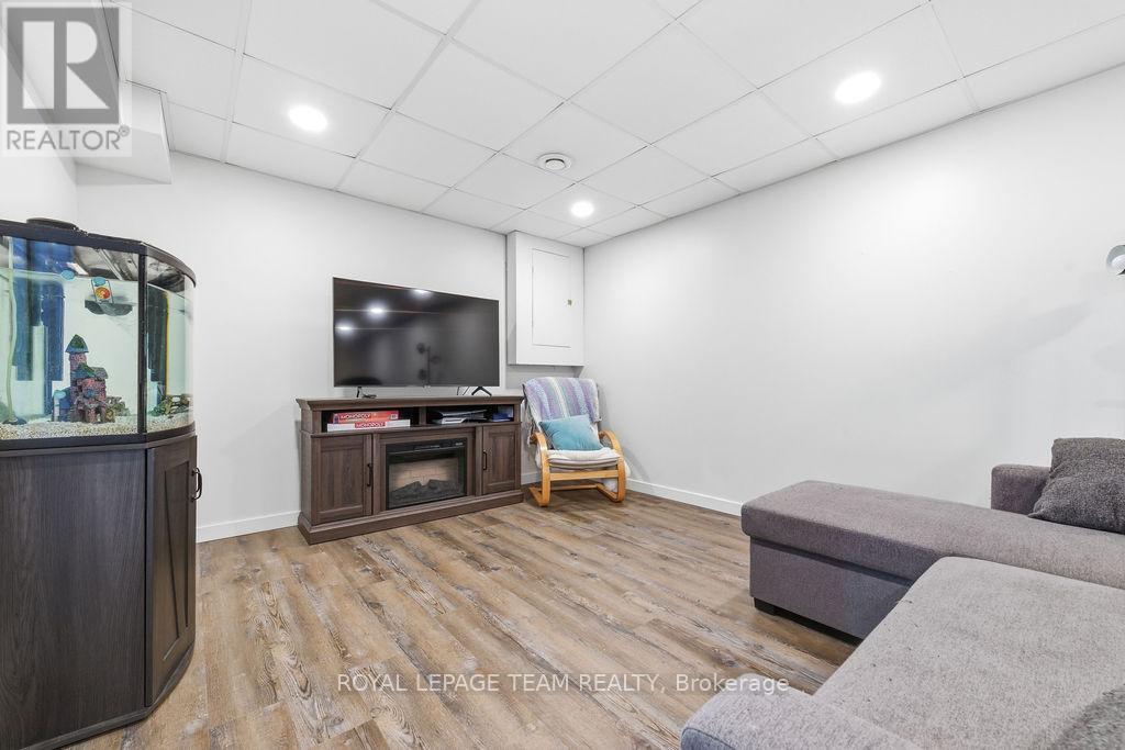 74 Castleford Road, Horton, Ontario  K7V 3Z8 - Photo 18 - X12597408