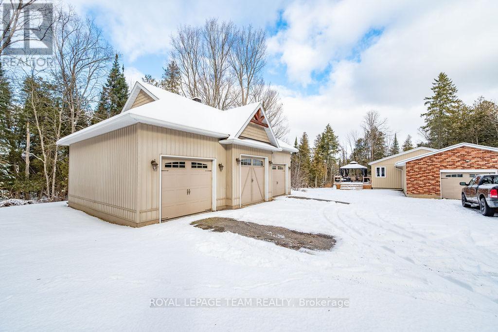 74 Castleford Road, Horton, Ontario  K7V 3Z8 - Photo 32 - X12597408