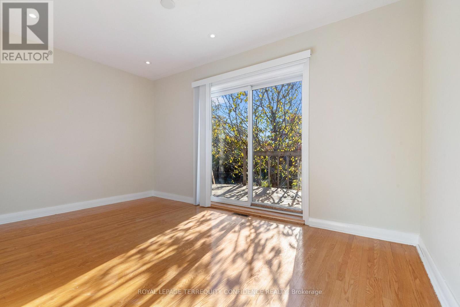 377 Horsham Avenue, Toronto, Ontario  M2R 1H1 - Photo 10 - C12597256