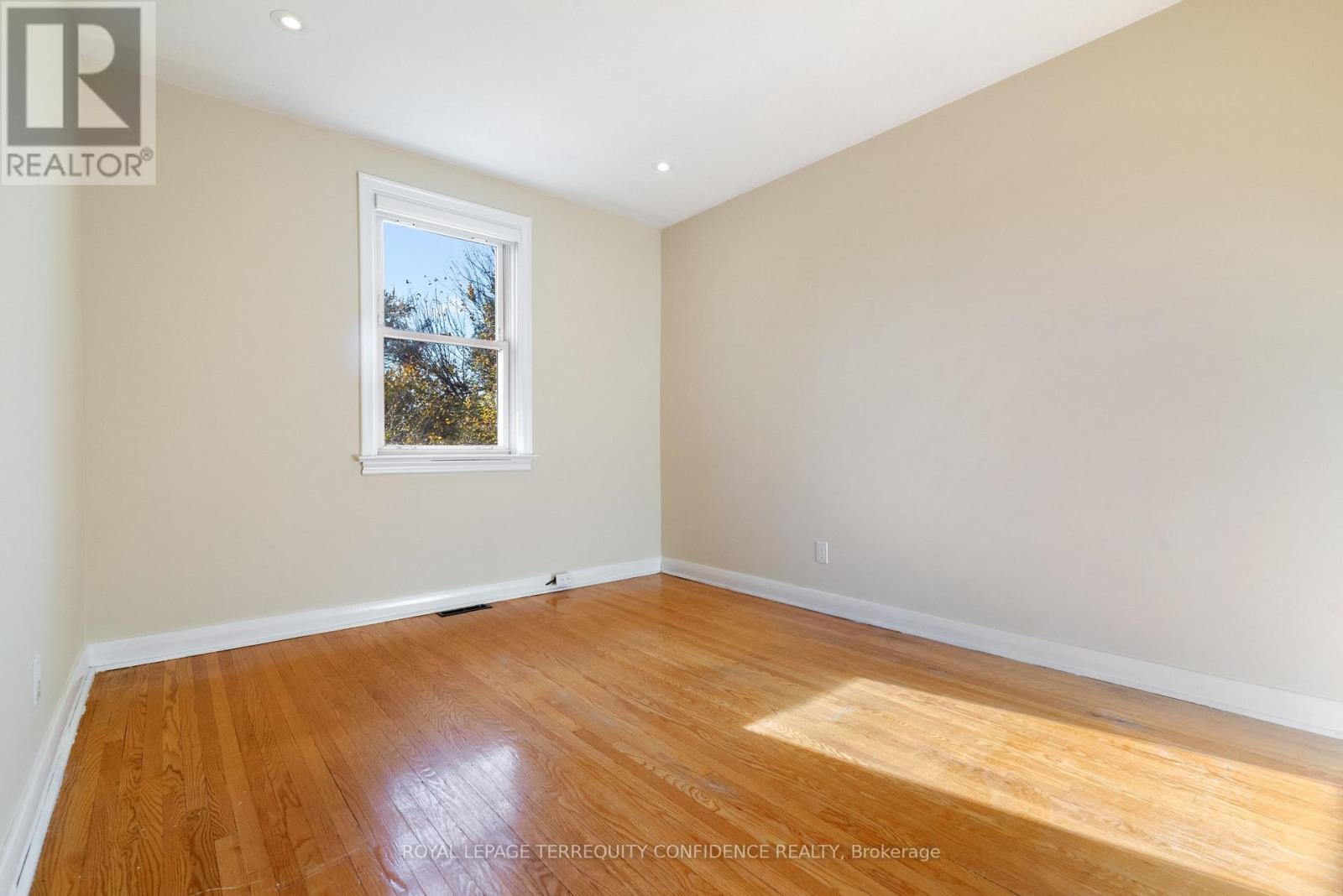 377 Horsham Avenue, Toronto, Ontario  M2R 1H1 - Photo 11 - C12597256