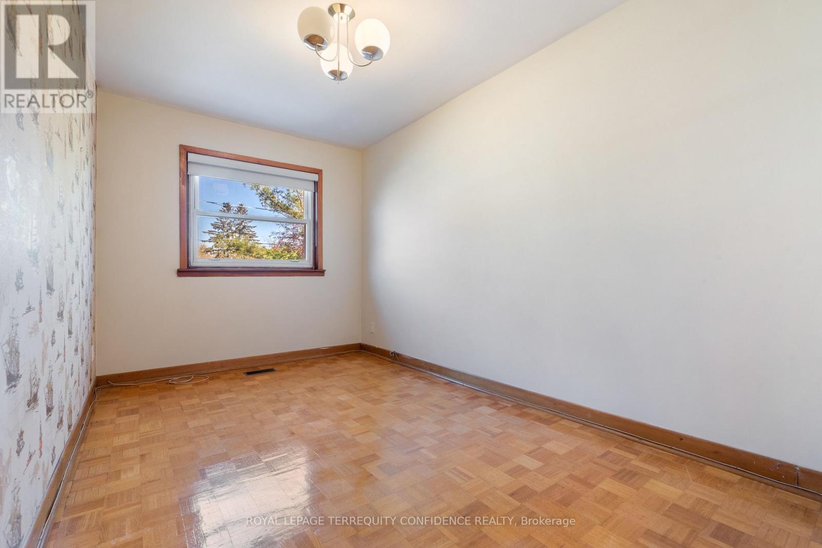 377 Horsham Avenue, Toronto, Ontario  M2R 1H1 - Photo 16 - C12597256