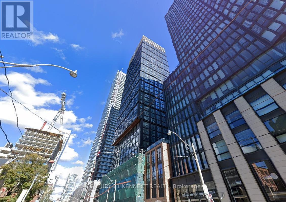 3501 - 82 DALHOUSIE STREET, Toronto, Ontario