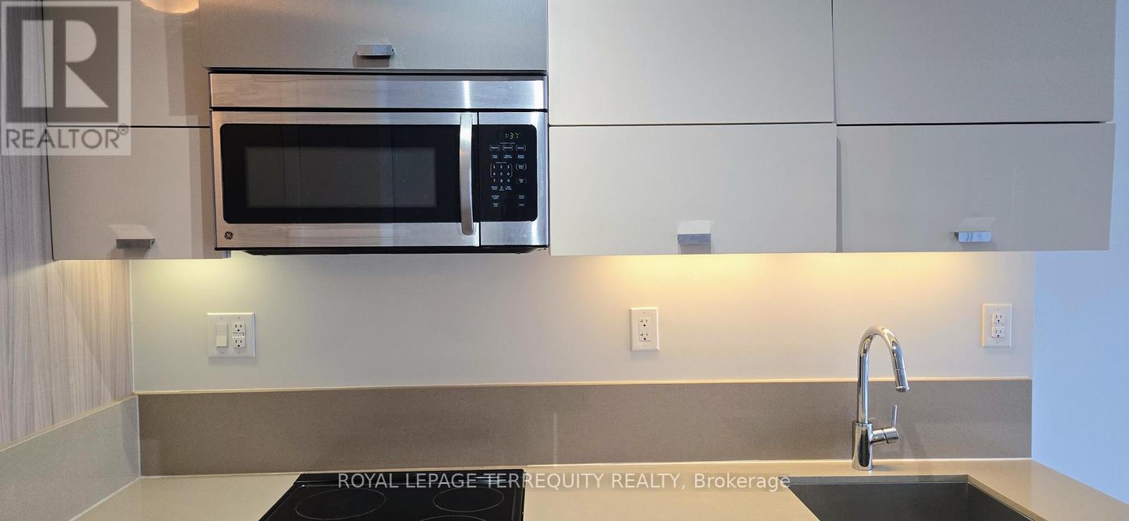 3609 - 290 Adelaide Street W, Toronto, Ontario M5V 0P3 - Photo 6 - C12597338