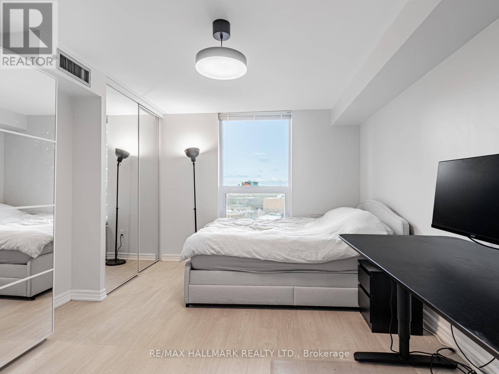 902 - 77 Maitland Place, Toronto, Ontario  M4Y 2V6 - Photo 20 - C12597380