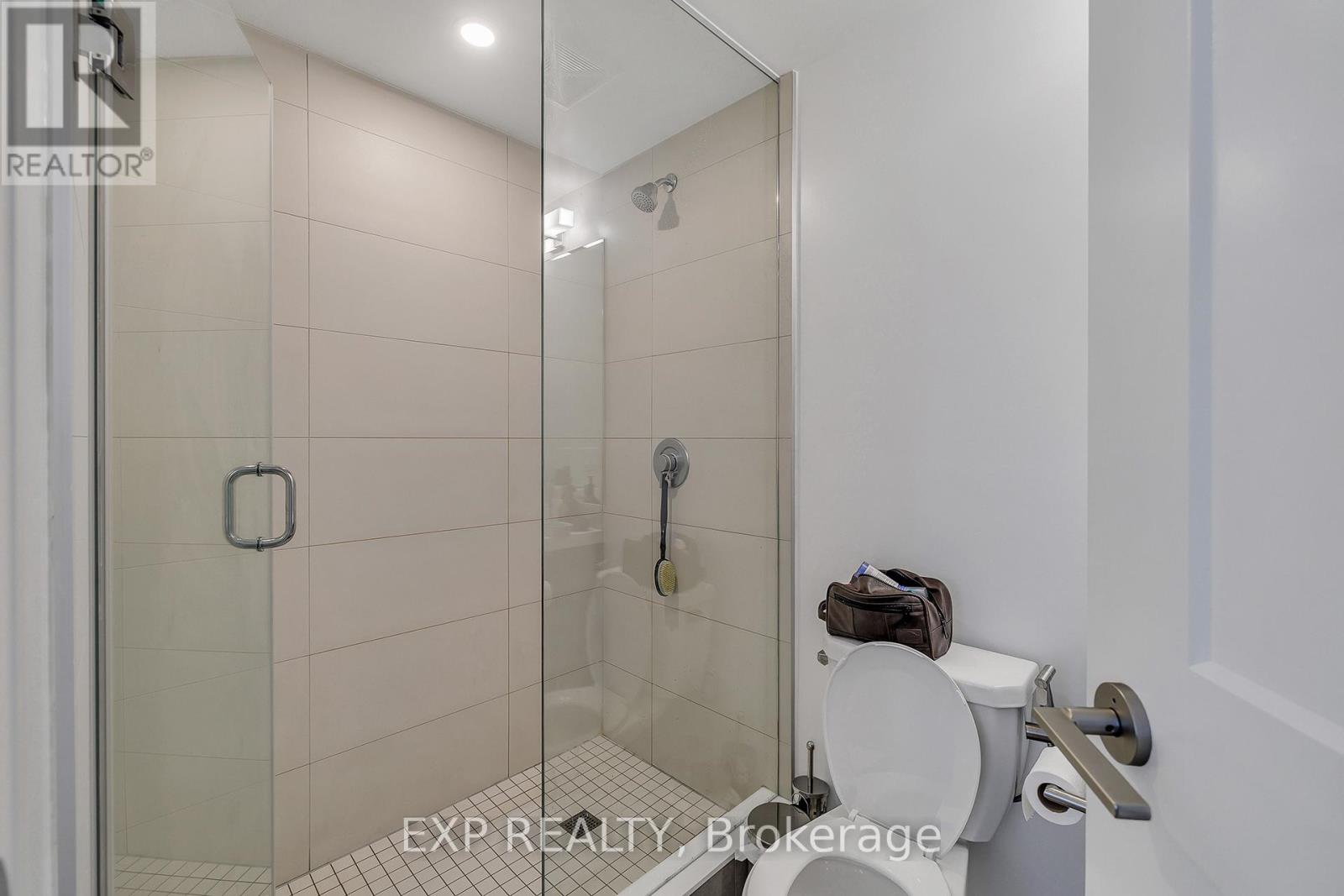 1903 - 8 Widmer Street, Toronto, Ontario  M5V 0W6 - Photo 7 - C12597424