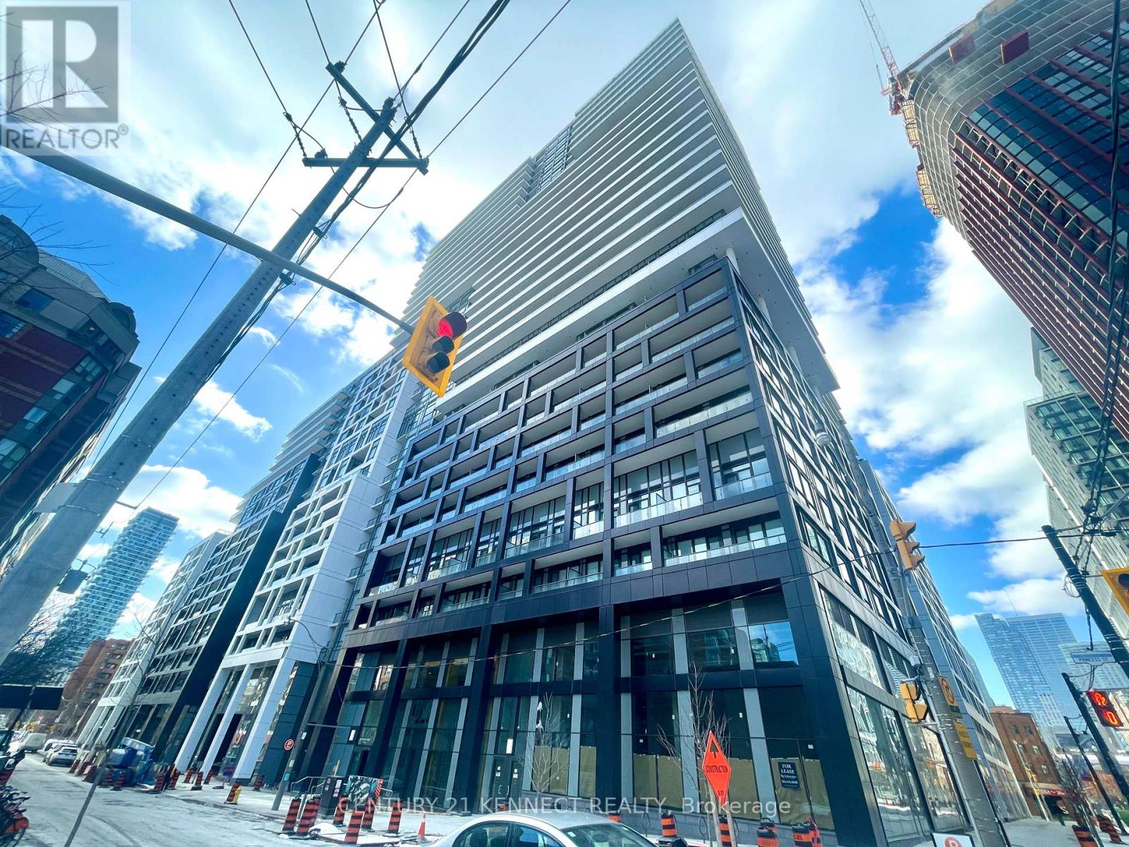 2406 - 70 PRINCESS STREET, Toronto, Ontario