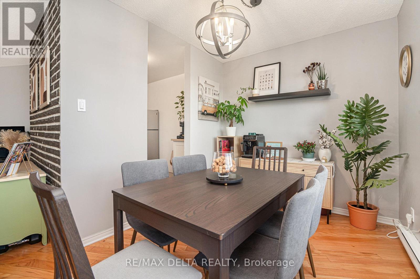 513 - 2020 Jasmine Crescent, Ottawa, Ontario  K1J 8K5 - Photo 13 - X12596606