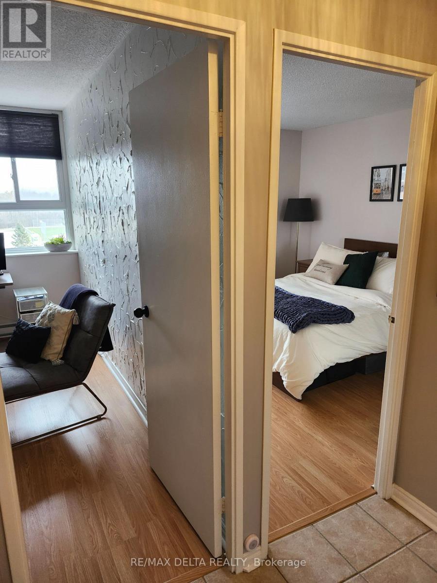 513 - 2020 Jasmine Crescent, Ottawa, Ontario  K1J 8K5 - Photo 20 - X12596606