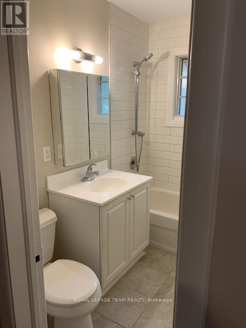20 Brook Lane, Ottawa, Ontario  K2G 1S2 - Photo 10 - X12597204