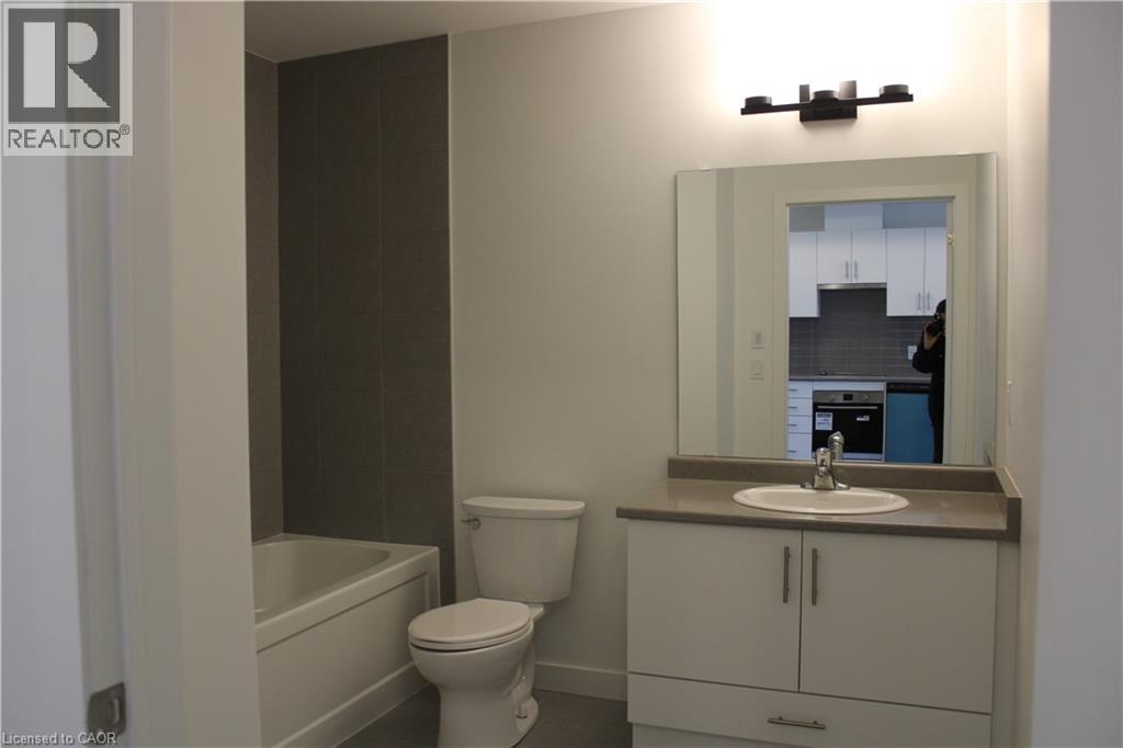 461 Green Road Unit# 104, Stoney Creek, Ontario  L8E 5B4 - Photo 5 - 40725794