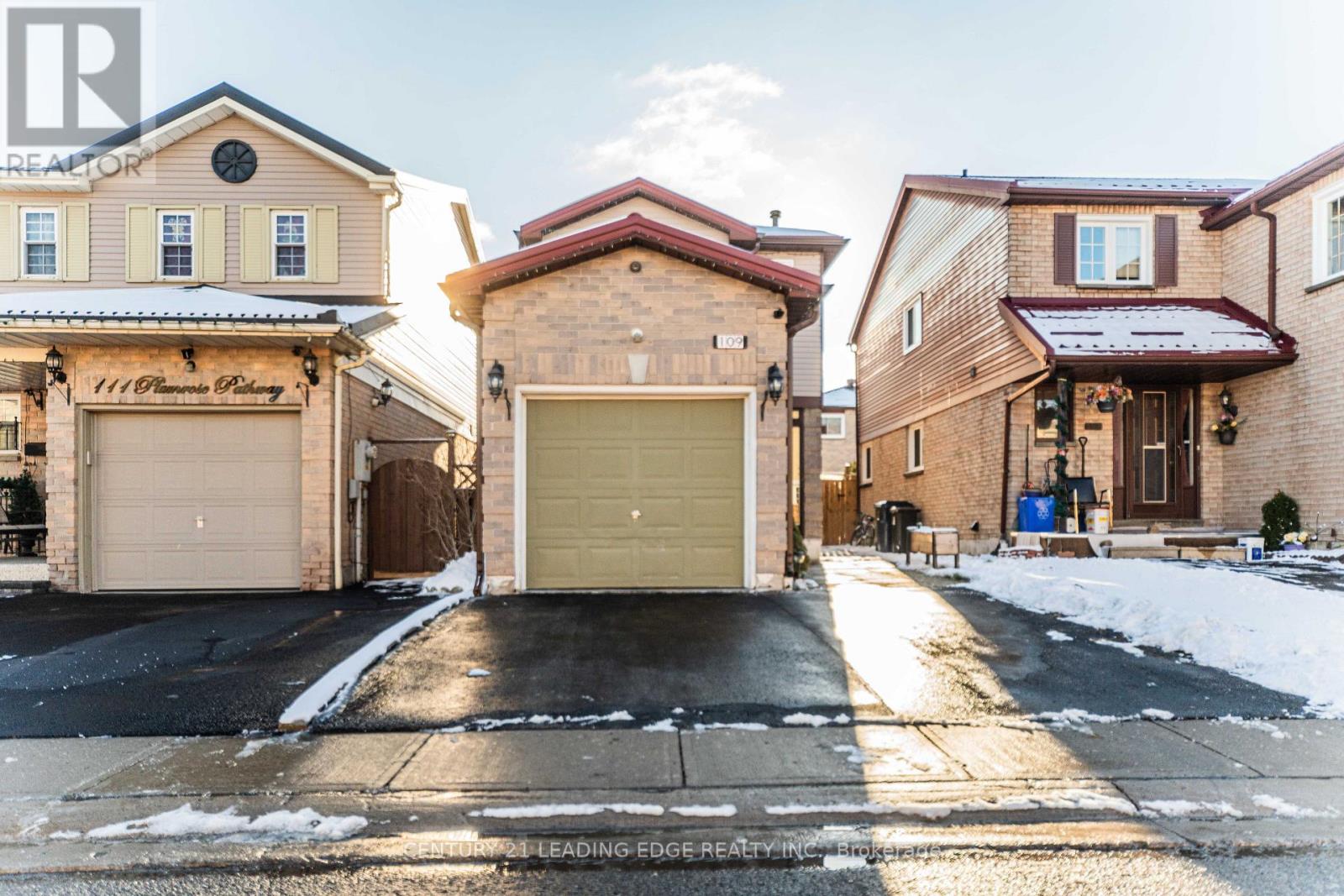 109 Plumrose Pathway, Toronto, Ontario  M1B 4B6 - Photo 2 - E12597228