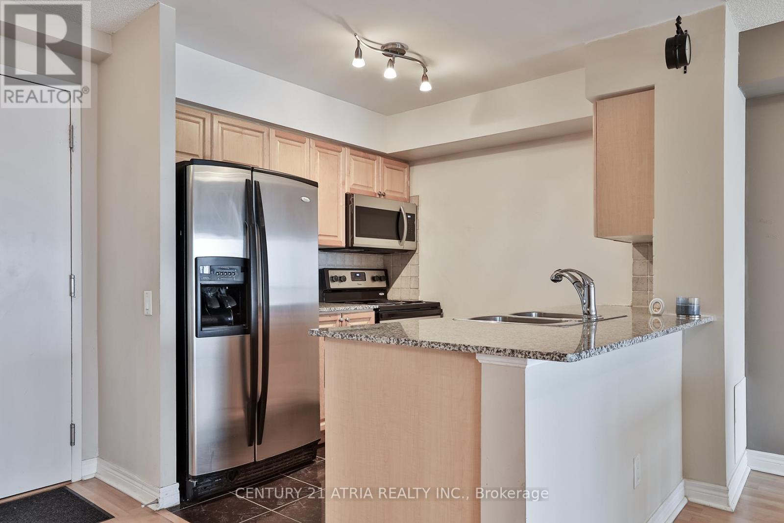 2002 - 83 Borough Drive, Toronto, Ontario  M1P 5E4 - Photo 3 - E12597418