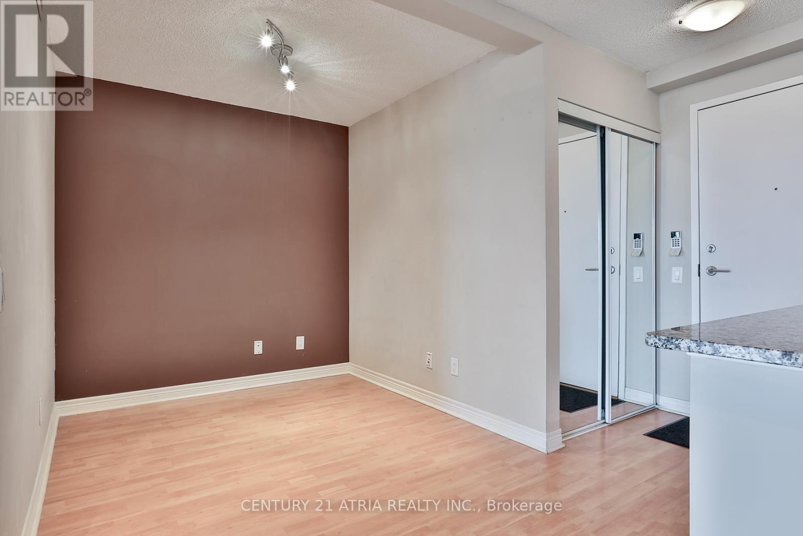 2002 - 83 Borough Drive, Toronto, Ontario  M1P 5E4 - Photo 6 - E12597418