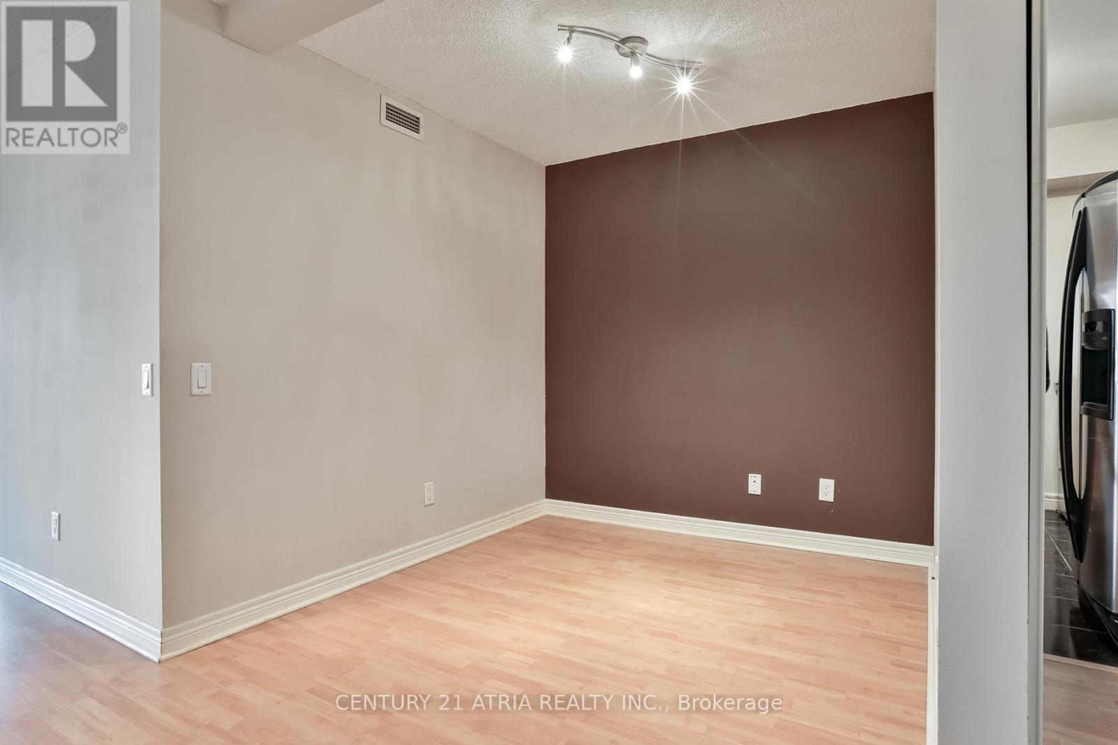 2002 - 83 Borough Drive, Toronto, Ontario  M1P 5E4 - Photo 7 - E12597418