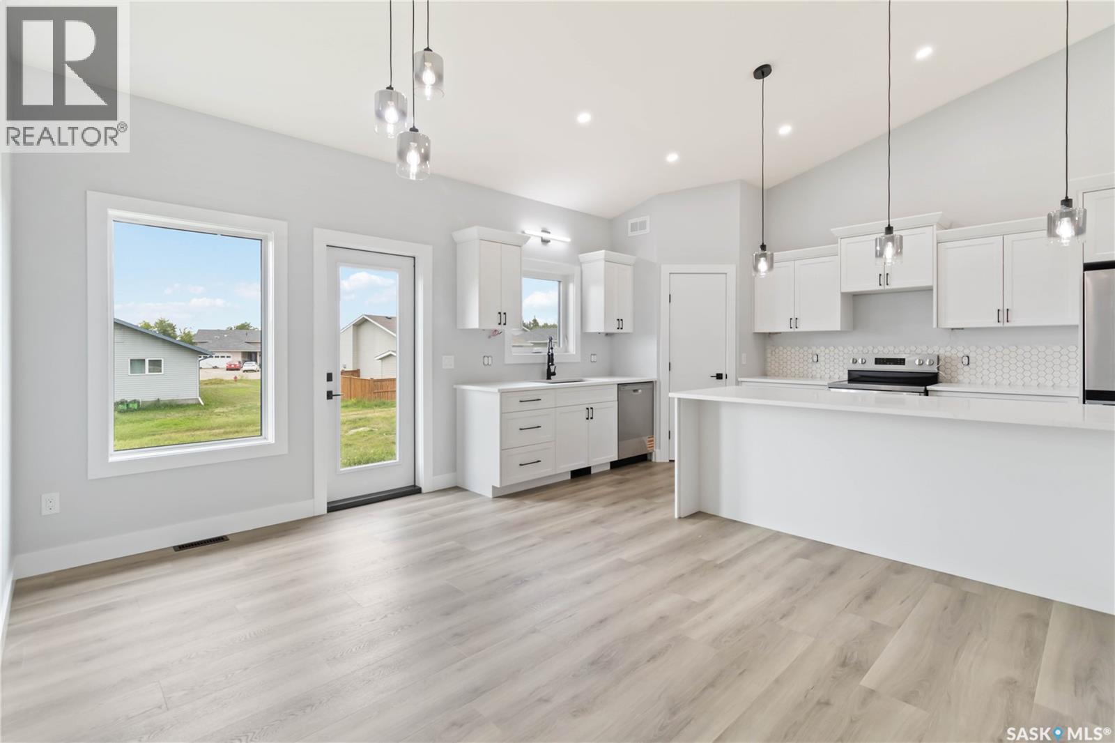 208 2nd Street S, Waldheim, Saskatchewan  S0K 4R0 - Photo 13 - SK025146