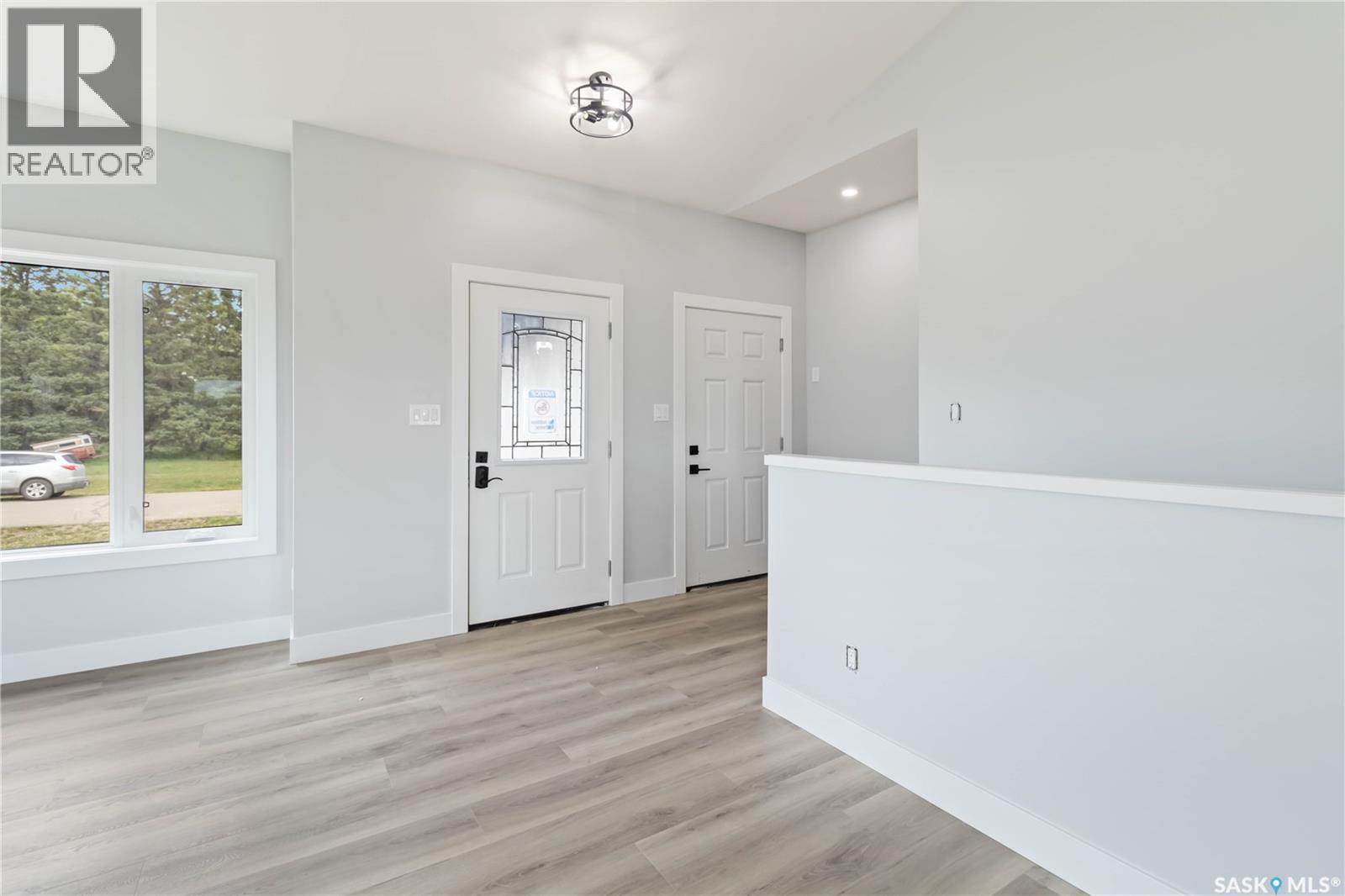 208 2nd Street S, Waldheim, Saskatchewan  S0K 4R0 - Photo 2 - SK025146