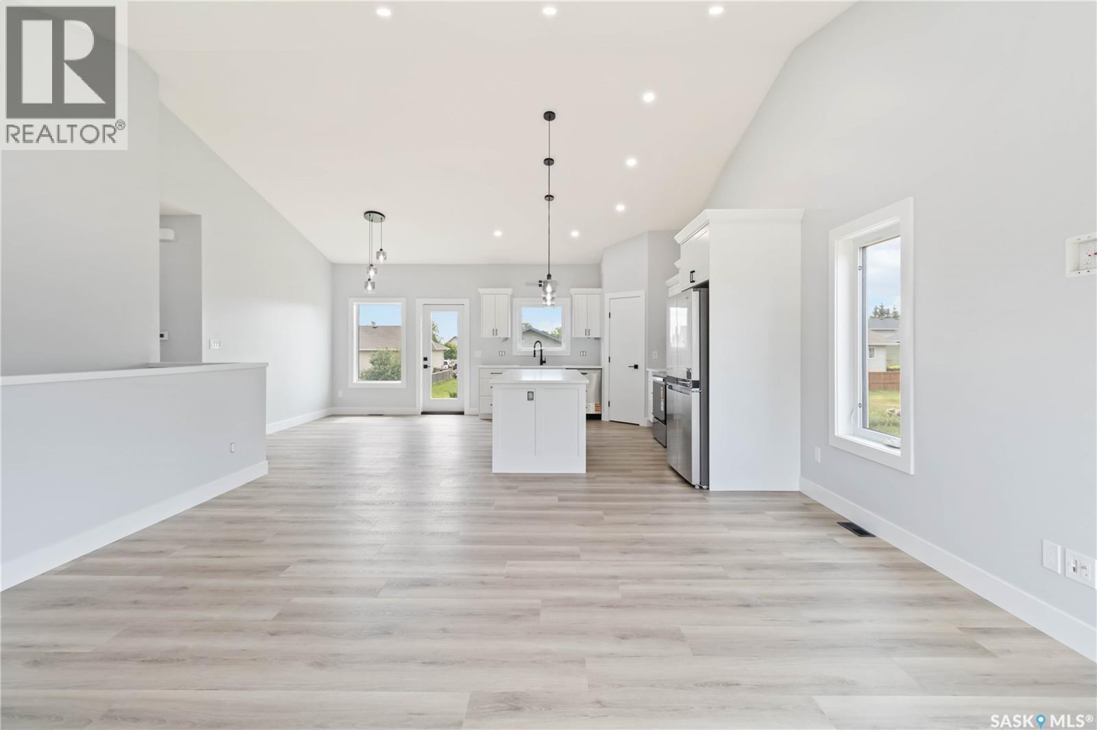 208 2nd Street S, Waldheim, Saskatchewan  S0K 4R0 - Photo 7 - SK025146