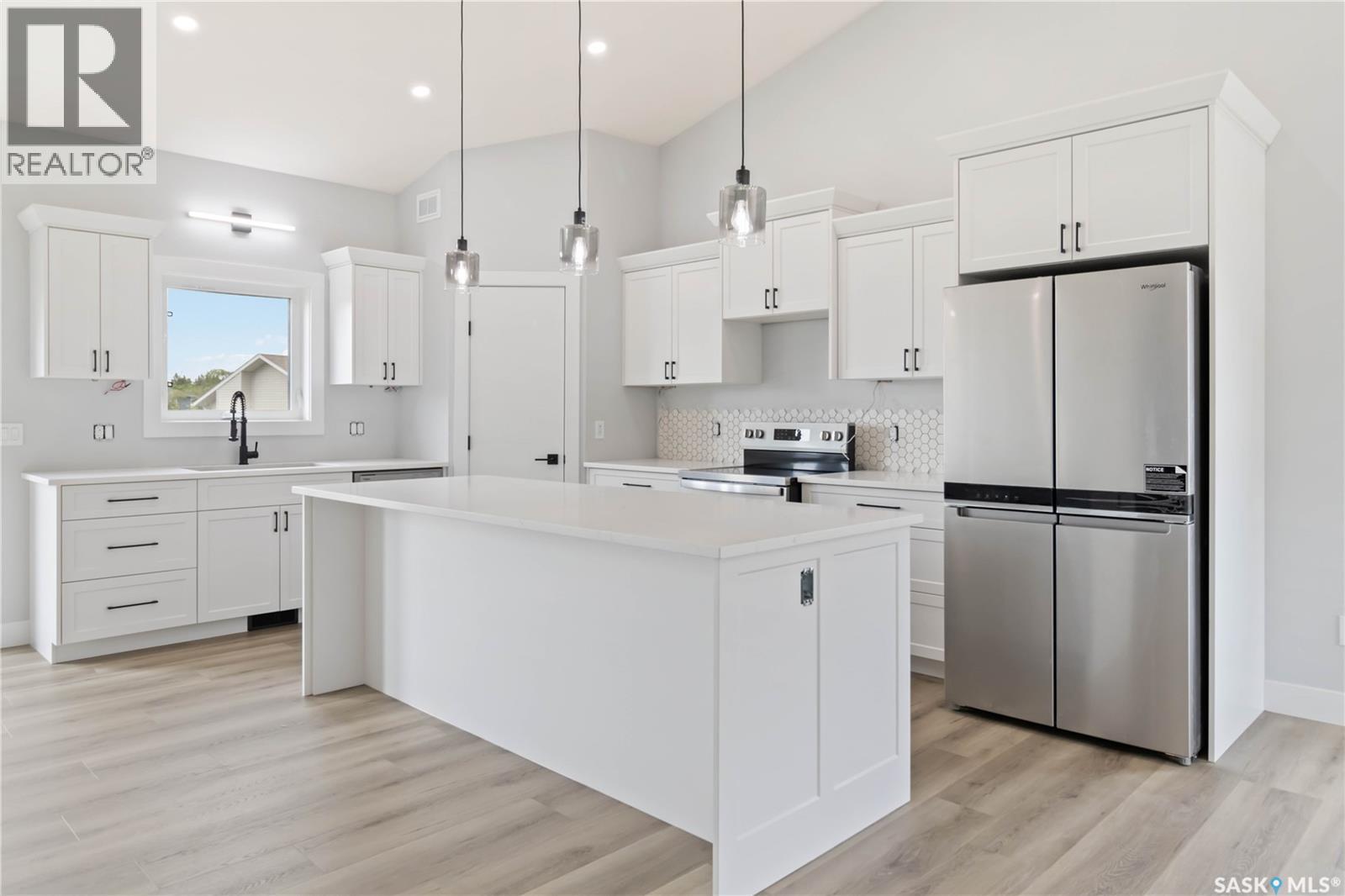 208 2nd Street S, Waldheim, Saskatchewan  S0K 4R0 - Photo 8 - SK025146