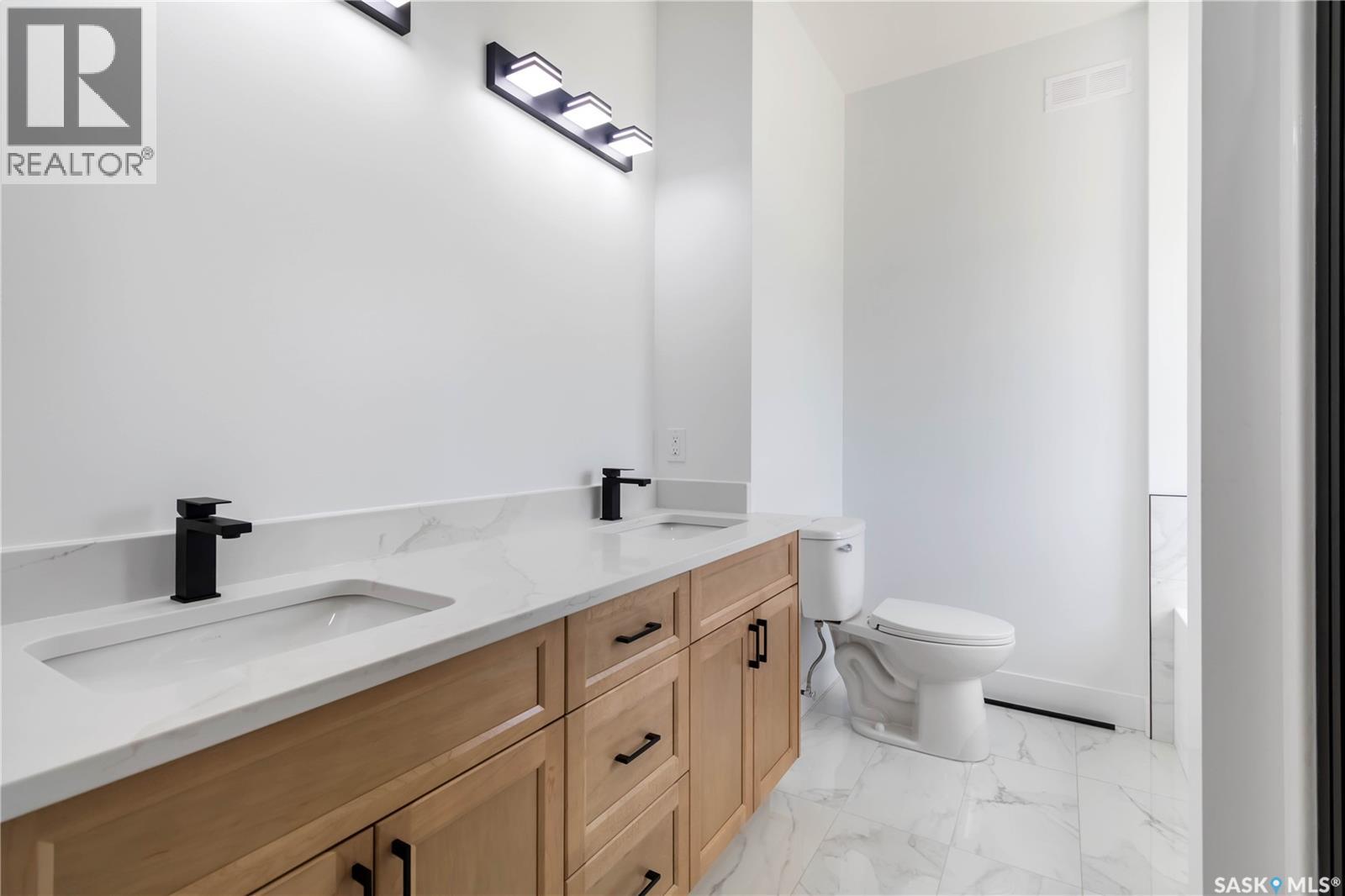 210 2nd Street S, Waldheim, Saskatchewan  S0K 4R0 - Photo 18 - SK025145