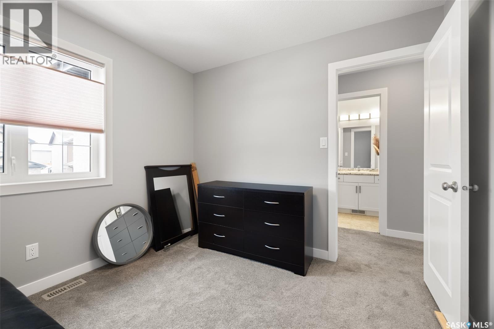 8825 Kestral Drive, Regina, Saskatchewan  S4Y 0C2 - Photo 26 - SK025108