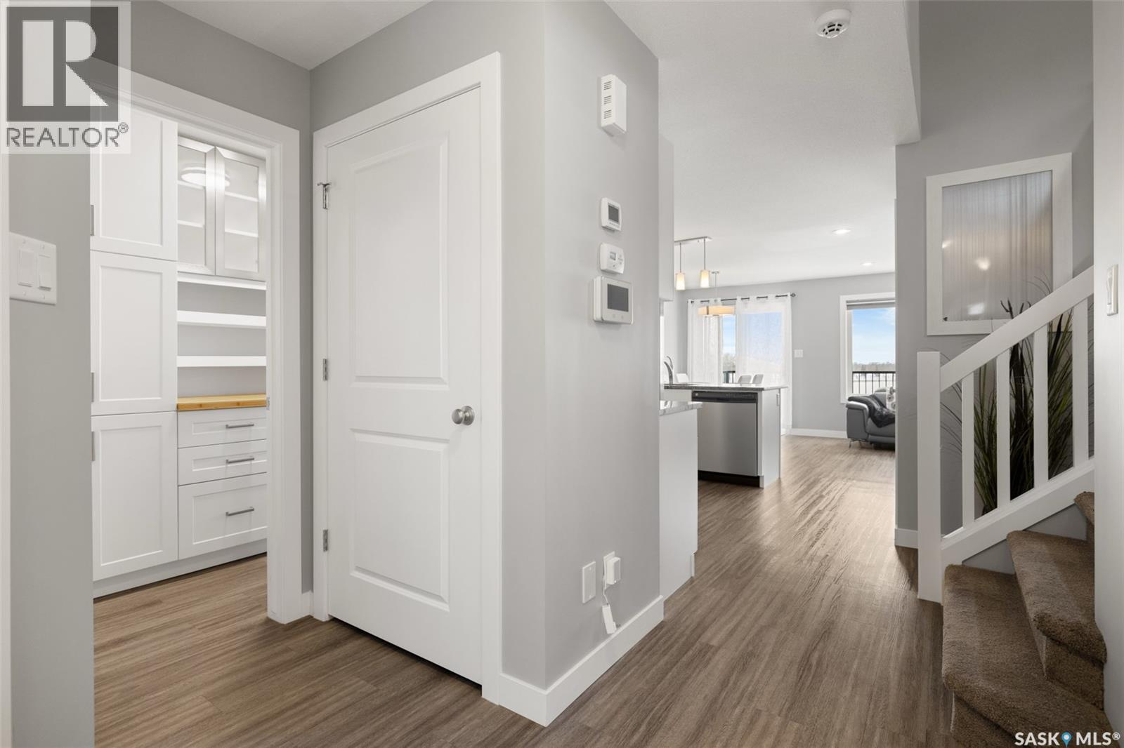 8825 Kestral Drive, Regina, Saskatchewan  S4Y 0C2 - Photo 4 - SK025108