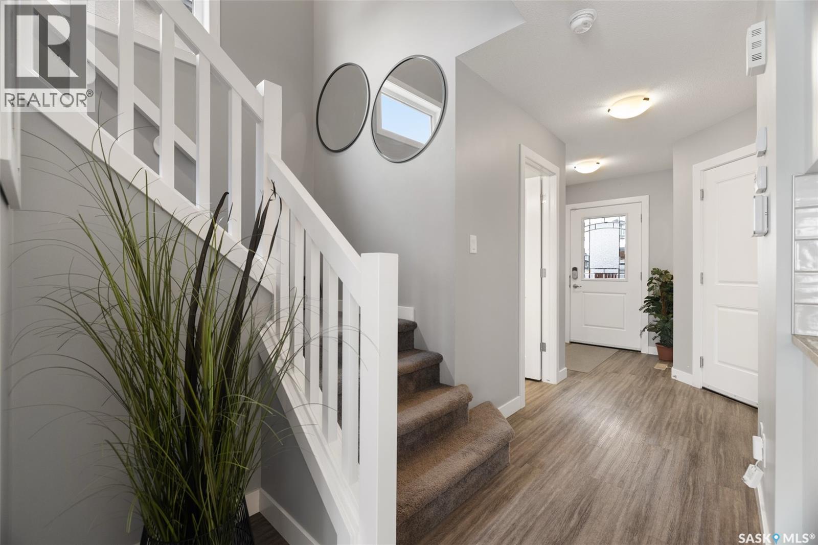 8825 Kestral Drive, Regina, Saskatchewan  S4Y 0C2 - Photo 5 - SK025108