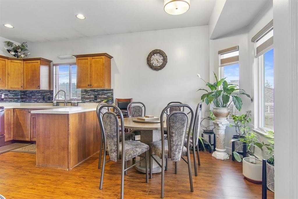 8025 D'herbomez Drive, Mission, British Columbia V2V 7B7 - Photo 6 - R3070604