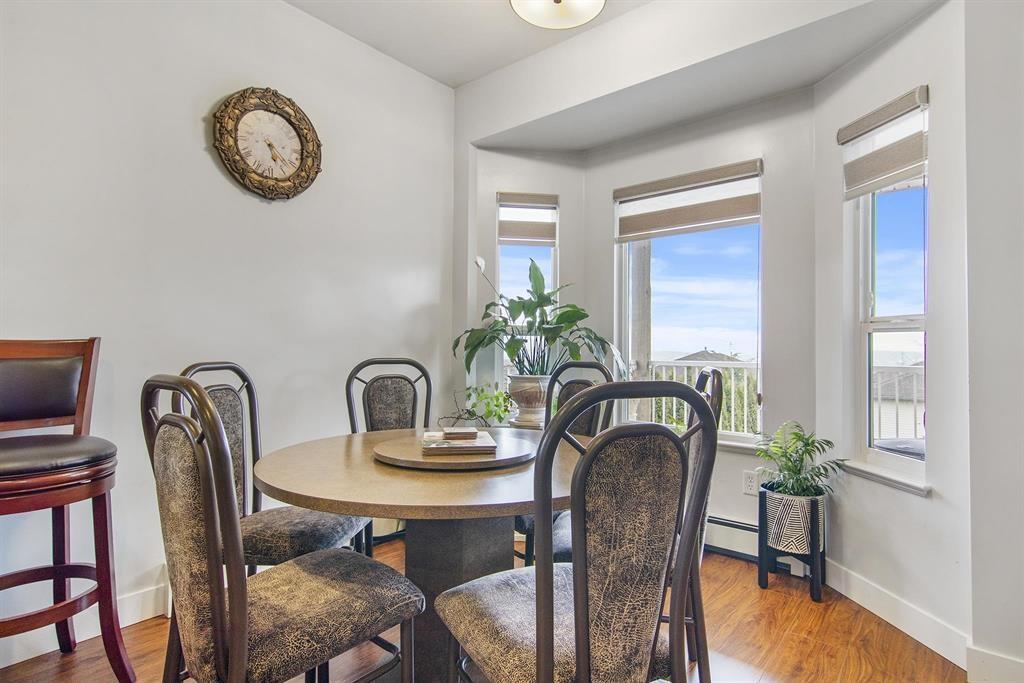 8025 D'herbomez Drive, Mission, British Columbia V2V 7B7 - Photo 12 - R3070604