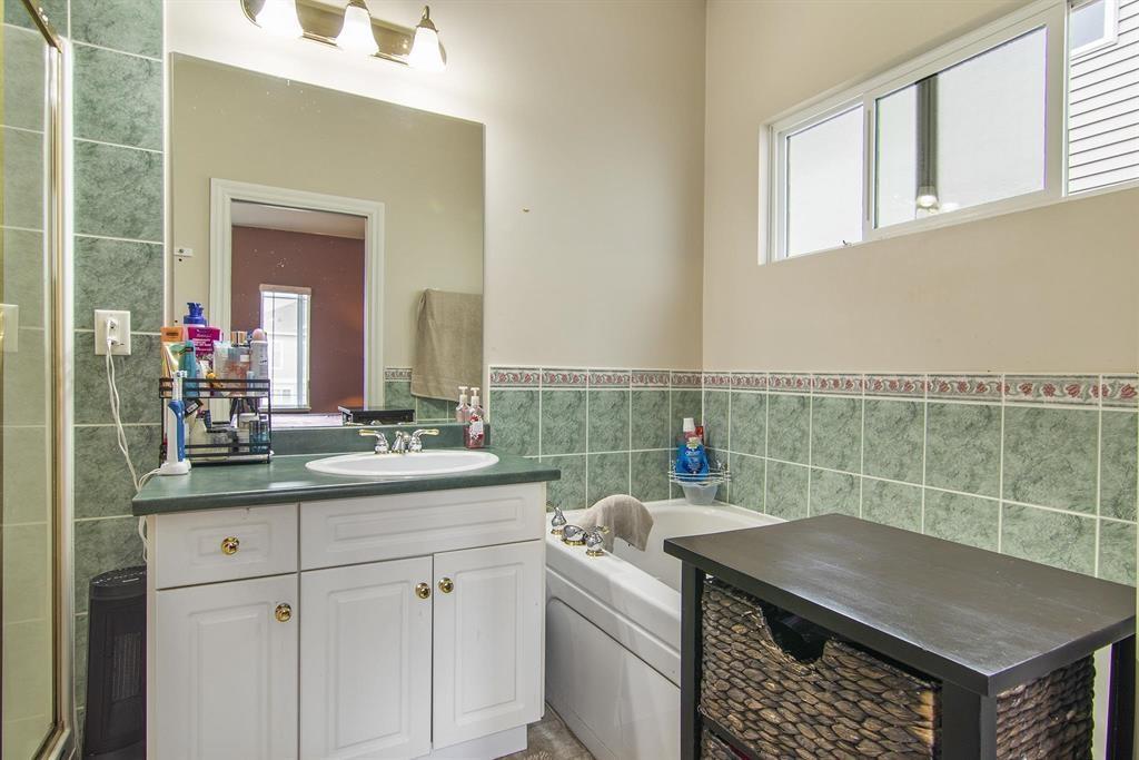 8025 D'herbomez Drive, Mission, British Columbia V2V 7B7 - Photo 22 - R3070604