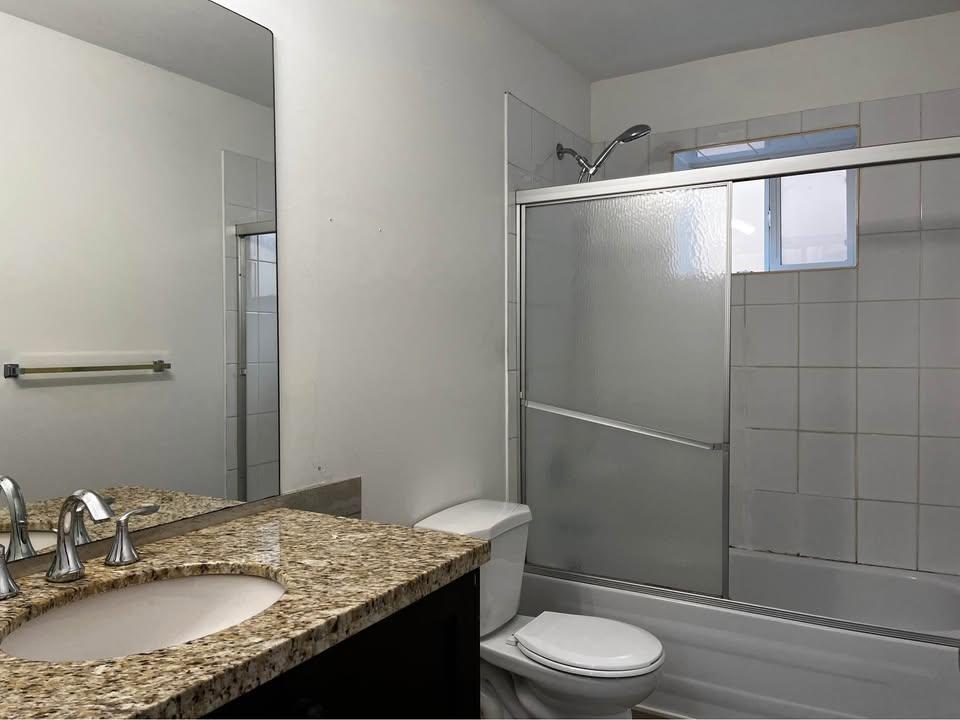 8025 D'herbomez Drive, Mission, British Columbia V2V 7B7 - Photo 26 - R3070604