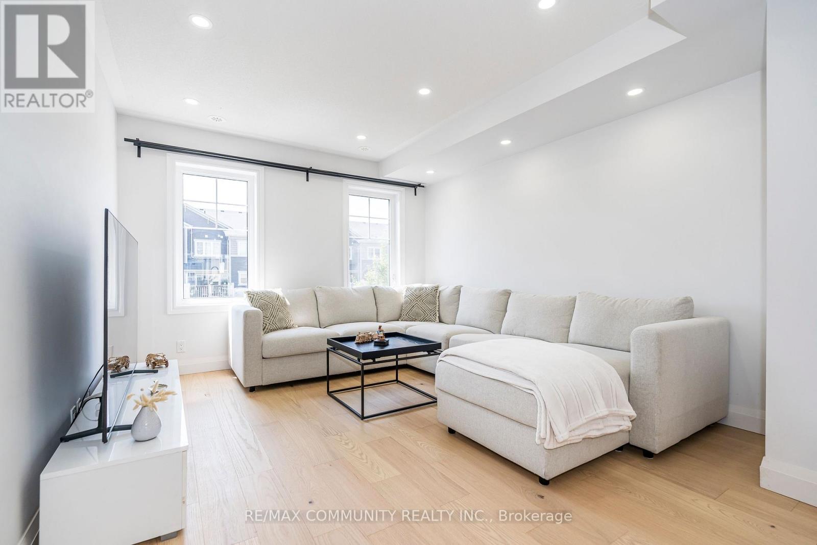 13 - 2500 Hill Rise Court, Oshawa, Ontario  L1L 0M6 - Photo 4 - E12564882