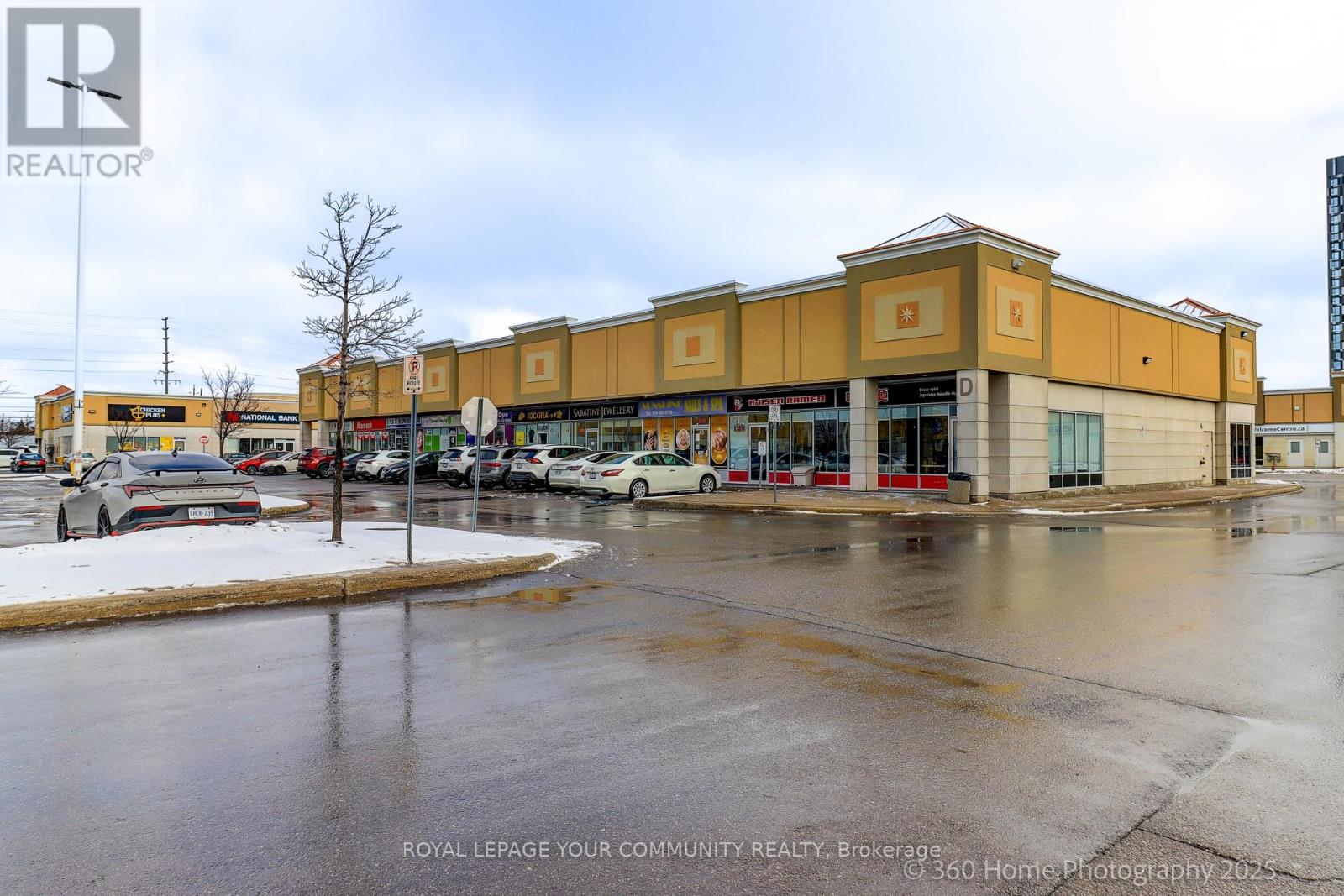 8 - 3175 Rutherford Road, Vaughan (Vellore Village), Ontario  L4K 5Y6 - Photo 5 - N12579794