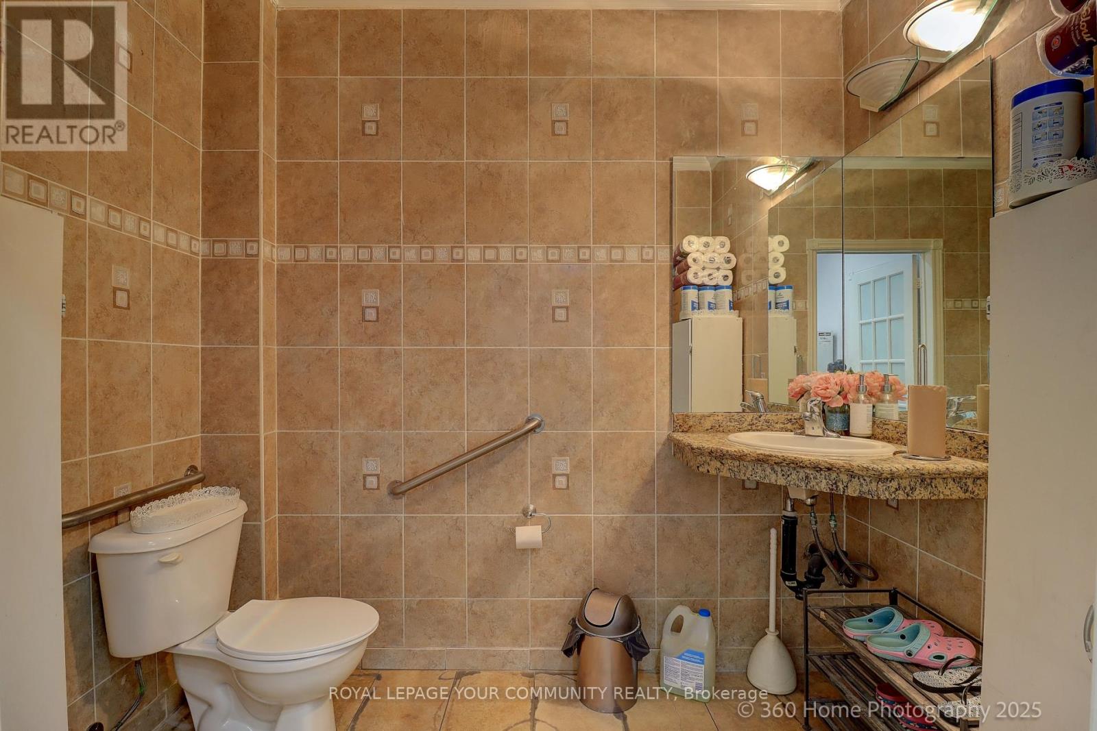 8 - 3175 Rutherford Road, Vaughan (Vellore Village), Ontario  L4K 5Y6 - Photo 6 - N12579794