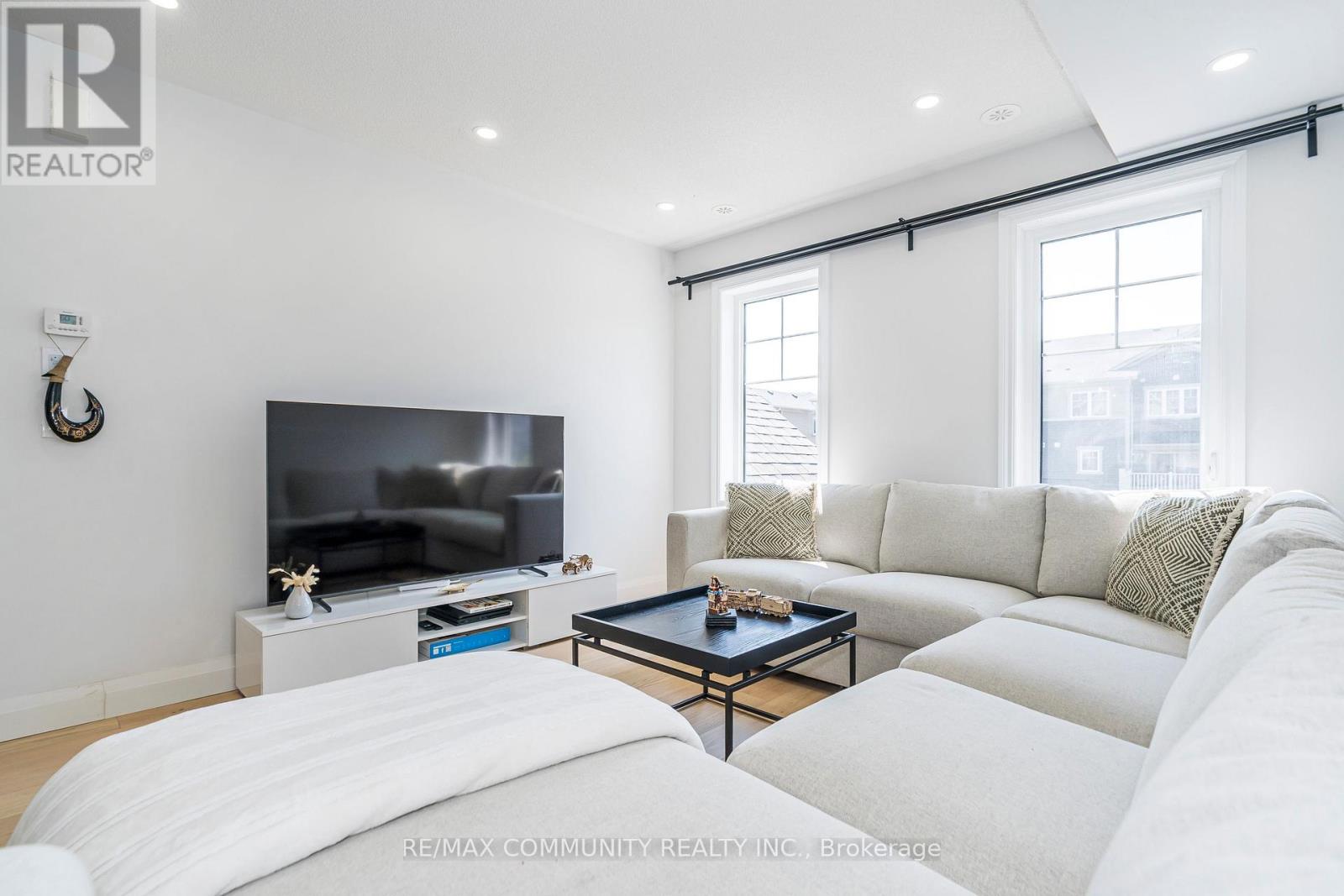 13 - 2500 Hill Rise Court, Oshawa, Ontario  L1L 0M6 - Photo 6 - E12564882