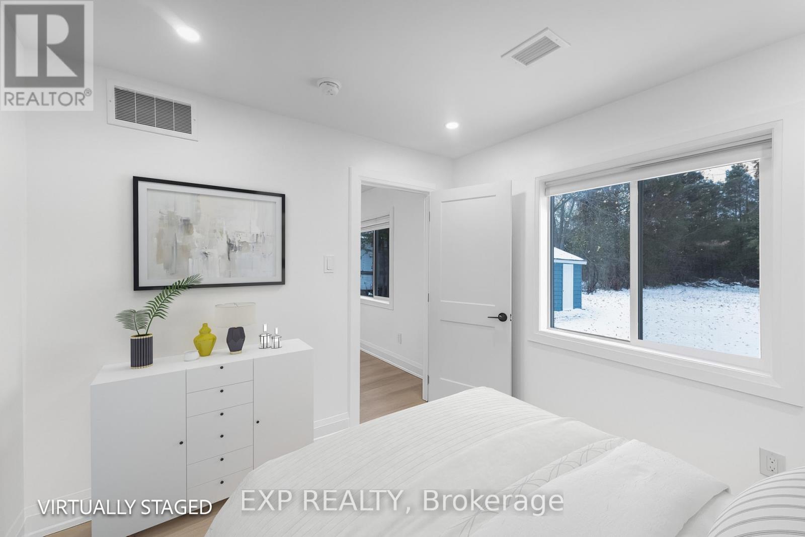 808 Montsell Avenue, Georgina, Ontario  L0E 1S0 - Photo 22 - N12597308