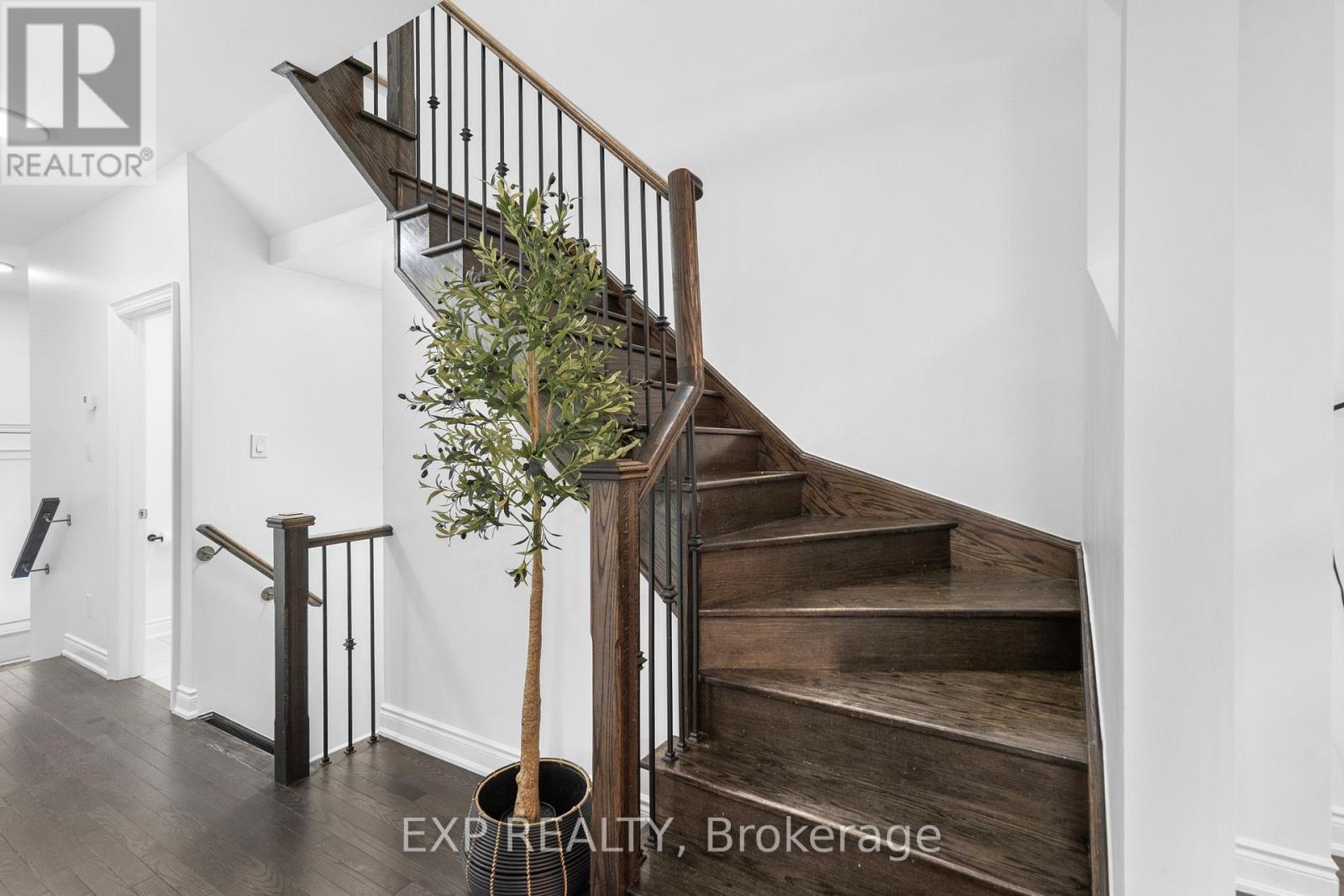 155 Veterans Street, Bradford West Gwillimbury (Bradford), Ontario  L3Z 4H6 - Photo 16 - N12597324