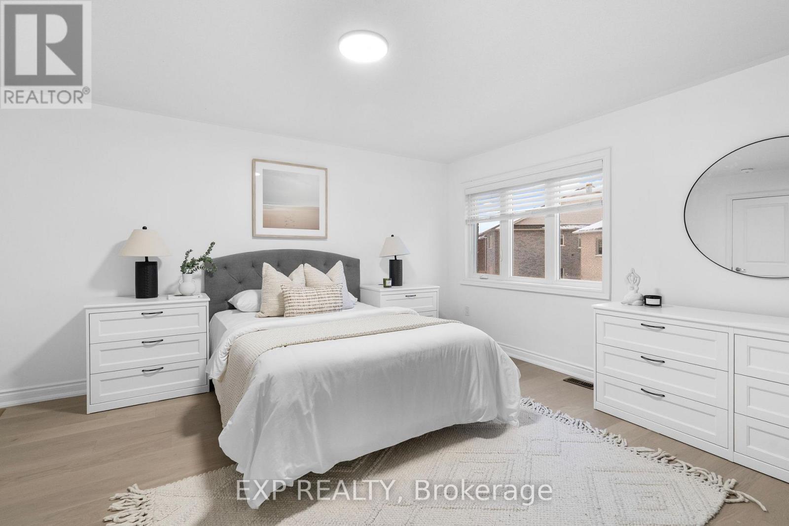 155 Veterans Street, Bradford West Gwillimbury (Bradford), Ontario  L3Z 4H6 - Photo 18 - N12597324