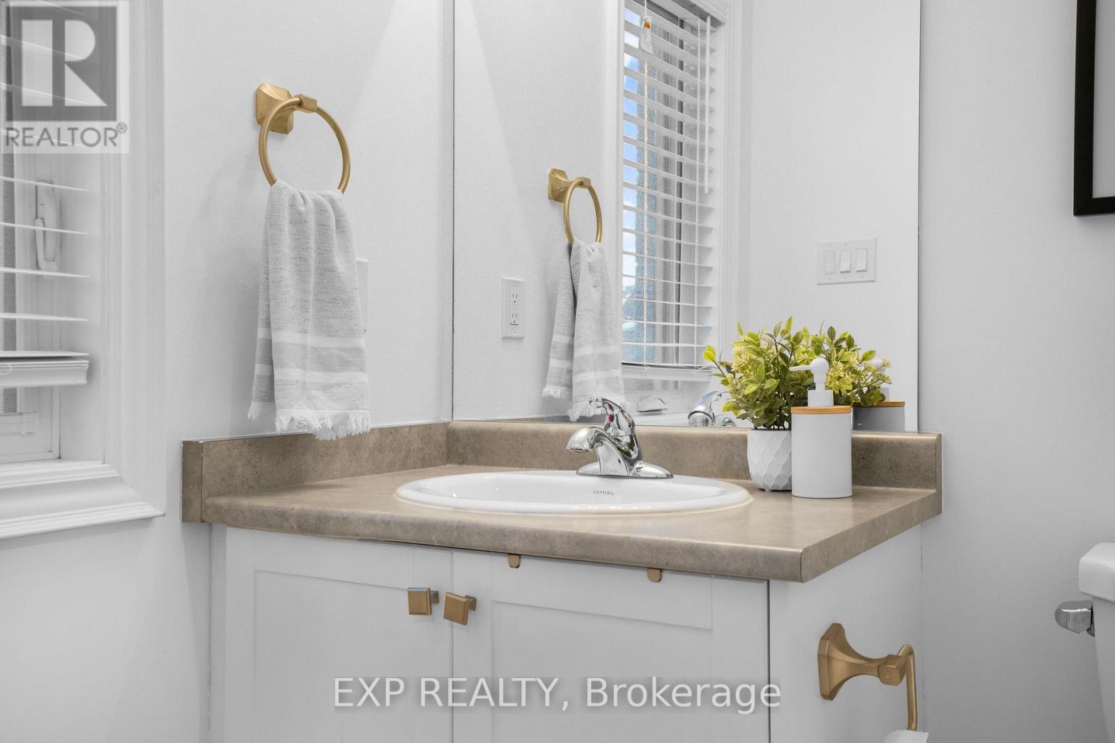 155 Veterans Street, Bradford West Gwillimbury (Bradford), Ontario  L3Z 4H6 - Photo 22 - N12597324