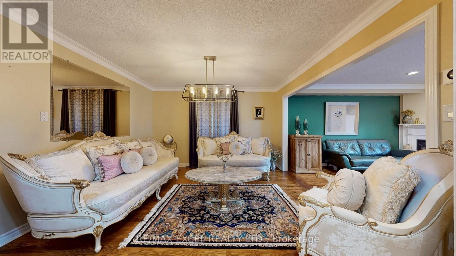 50 Wildflower Drive, Richmond Hill, Ontario  L4E 3Y7 - Photo 4 - N12597332