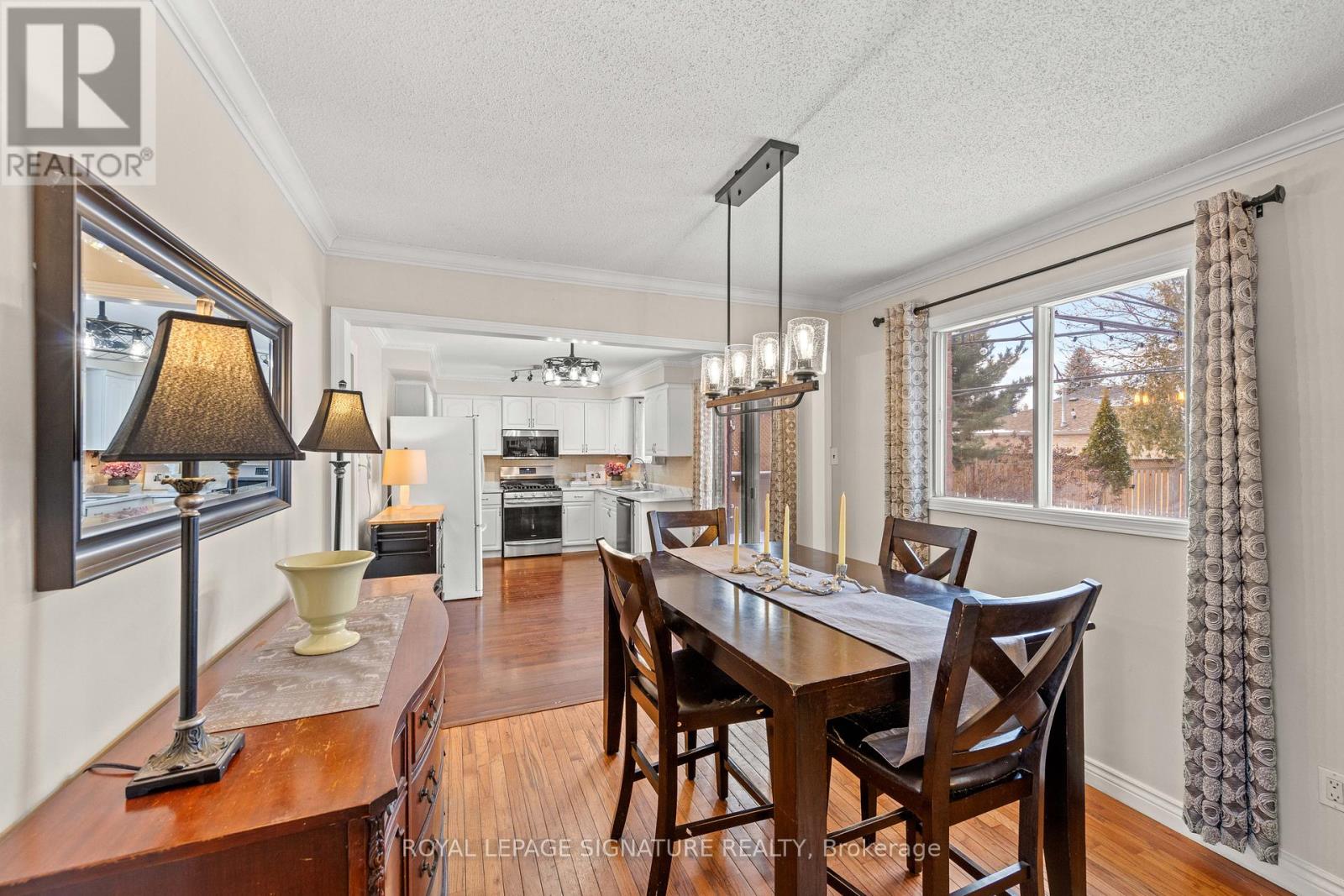 1 Forrestwood Crescent S, East Gwillimbury, Ontario  L9N 1C6 - Photo 13 - N12597416