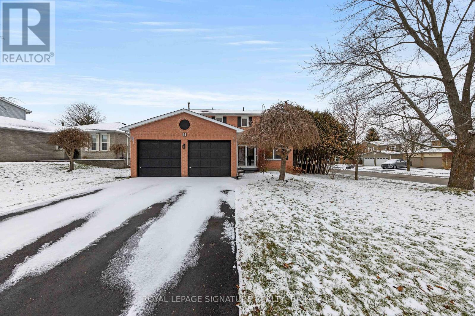 1 Forrestwood Crescent S, East Gwillimbury, Ontario  L9N 1C6 - Photo 2 - N12597416