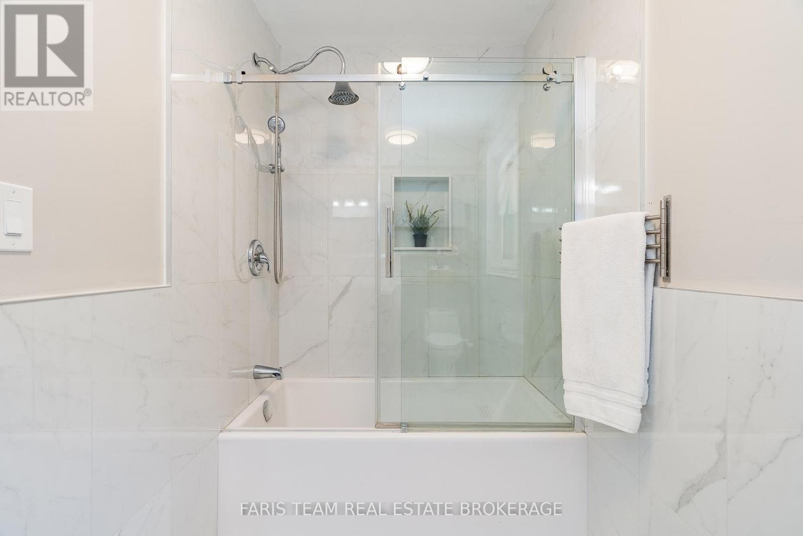 4328 Line 8 N, Oro-Medonte, Ontario  L0K 1E0 - Photo 21 - S12478418