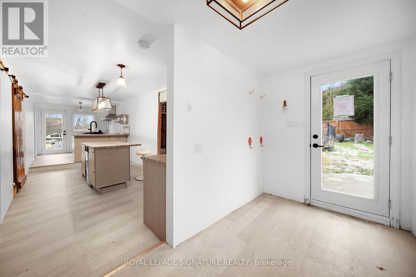 20 Sandell Street, Collingwood, Ontario  L9Y 3Z1 - Photo 4 - S12591582