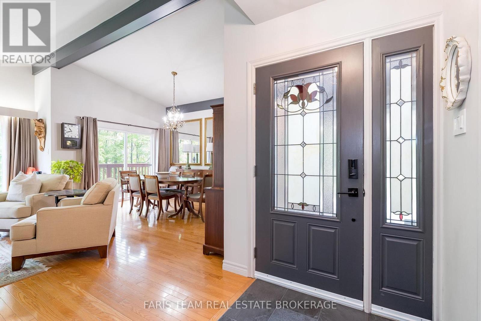 10 Morgan Court, Penetanguishene, Ontario  L9M 1Z2 - Photo 6 - S12394439