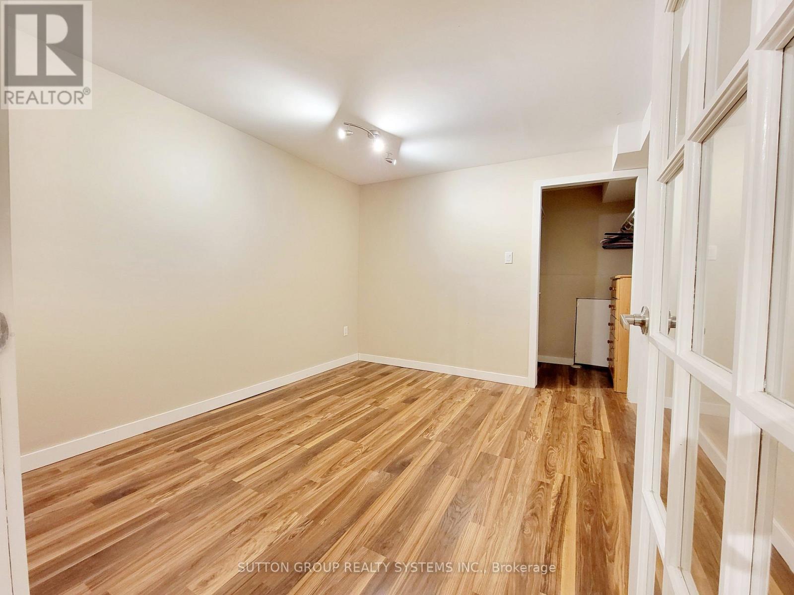 Bsmt - 62 Laidlaw Drive, Barrie, Ontario  L4N 7W2 - Photo 7 - S12597282