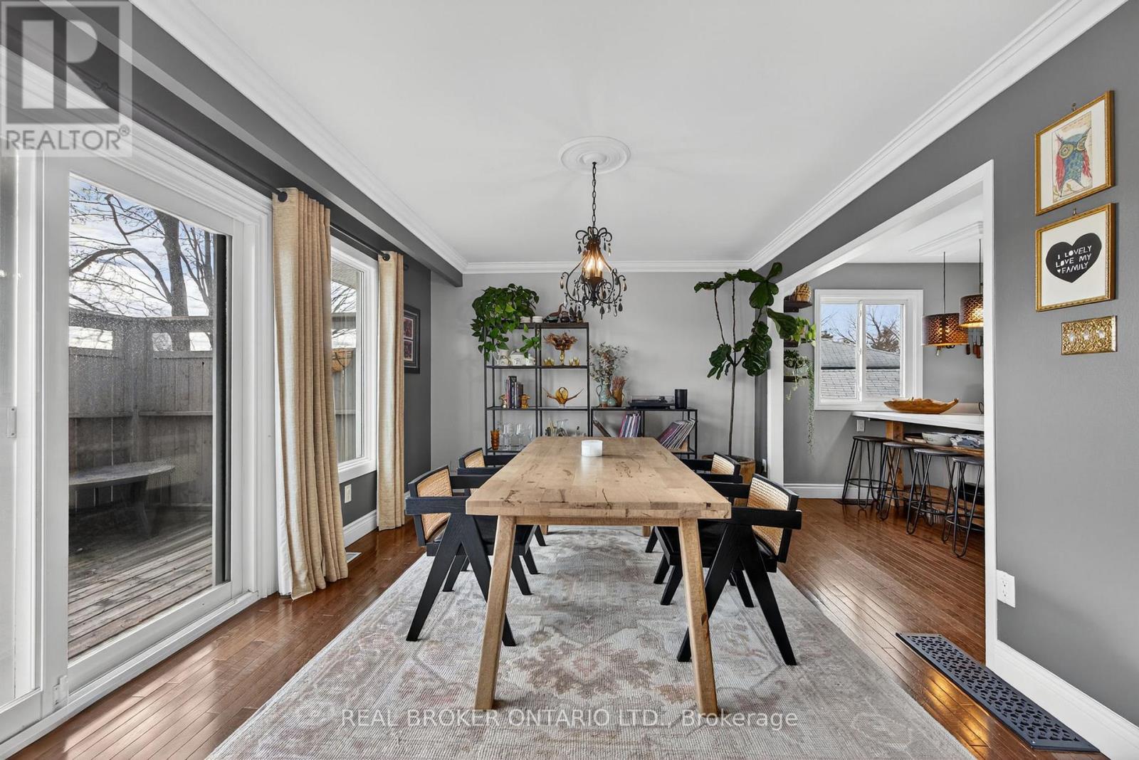 7 Varden Crescent, Barrie, Ontario  L4M 4N8 - Photo 11 - S12597464