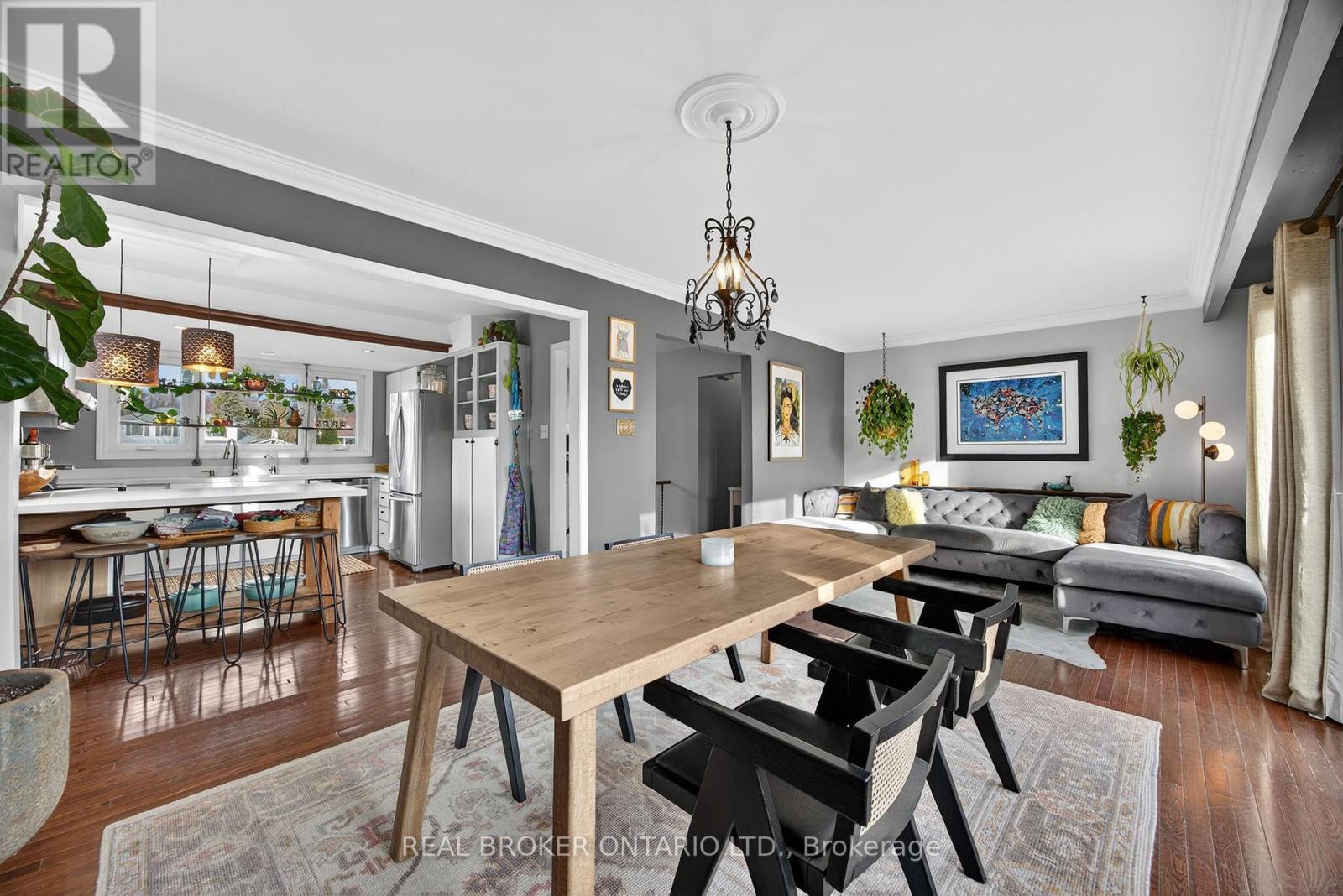 7 Varden Crescent, Barrie, Ontario  L4M 4N8 - Photo 13 - S12597464