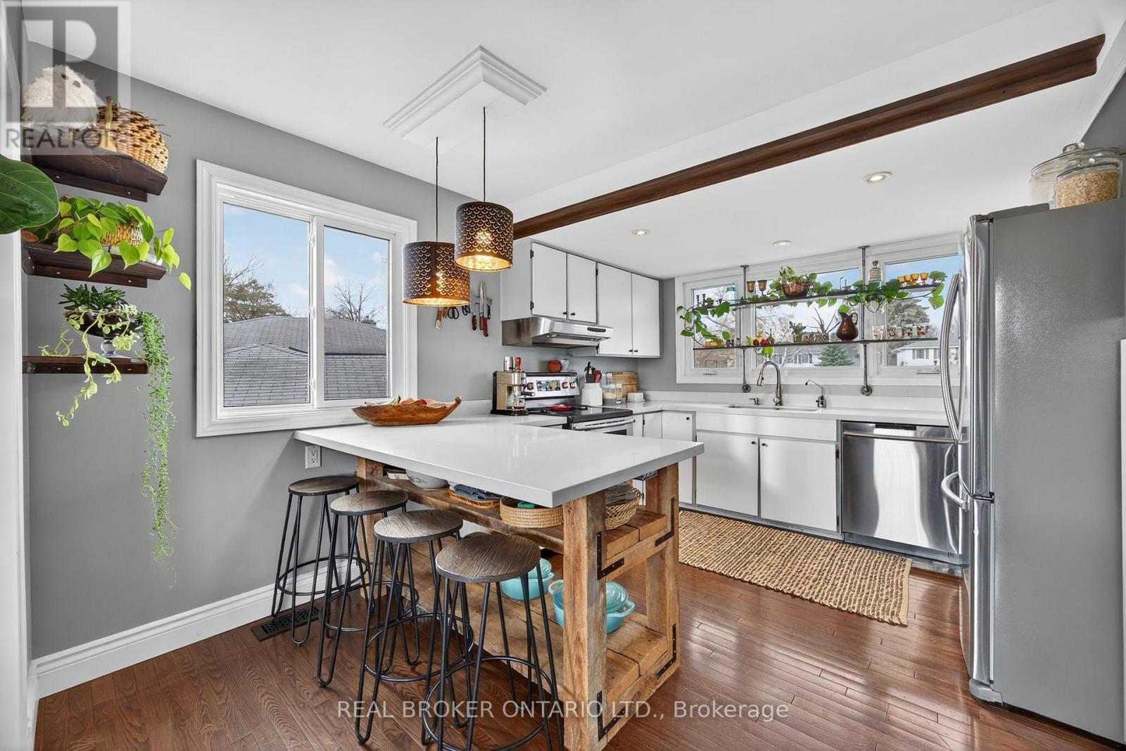 7 Varden Crescent, Barrie, Ontario  L4M 4N8 - Photo 6 - S12597464