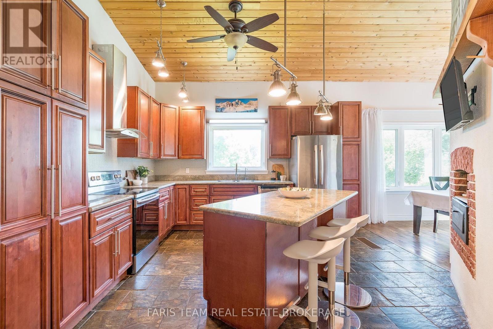 4328 Line 8 N, Oro-Medonte, Ontario  L0K 1E0 - Photo 5 - S12478418