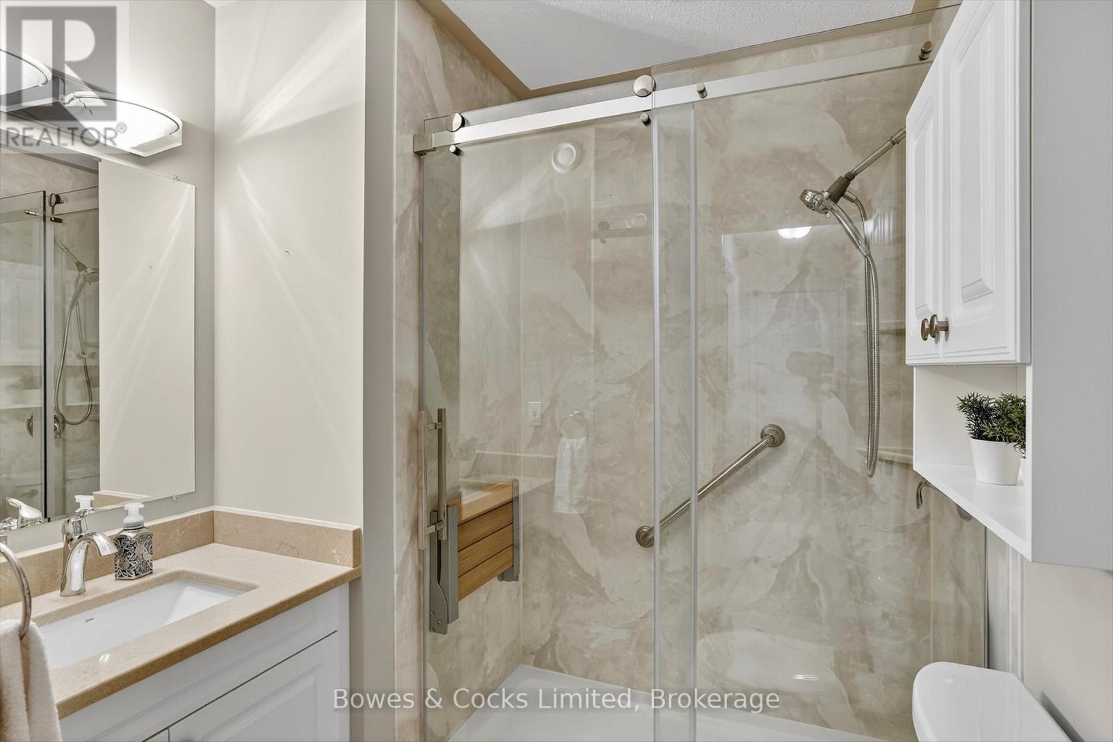 148 Haden Avenue, Peterborough (Northcrest Ward 5), Ontario  K9H 7P6 - Photo 32 - X12511354